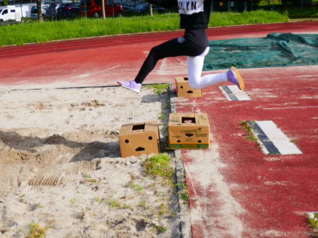 Unsere Seeäckerschule beim Sporttag im Sommer 2023.