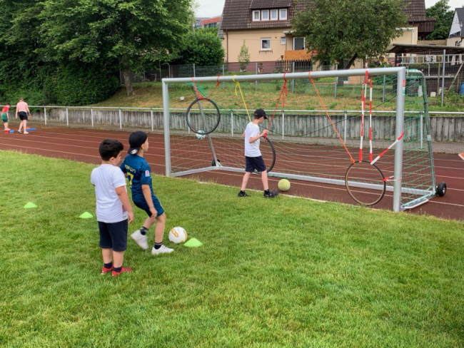 Unsere Seeäckerschule beim Sporttag im Sommer 2024.