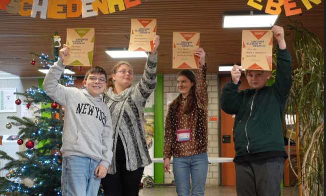 Beim Vorlesewettbewerb der 6. Klasse an der SBBZ Seeäckerschule Calw im Dezember 2024.