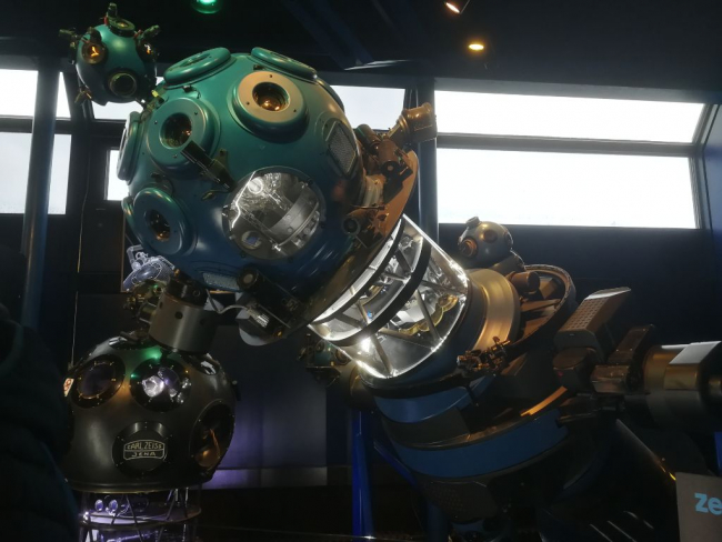 Ausstellungsstück im Planetarium